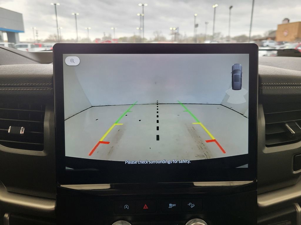 Used 2024 Ford Expedition Max XLT image 19