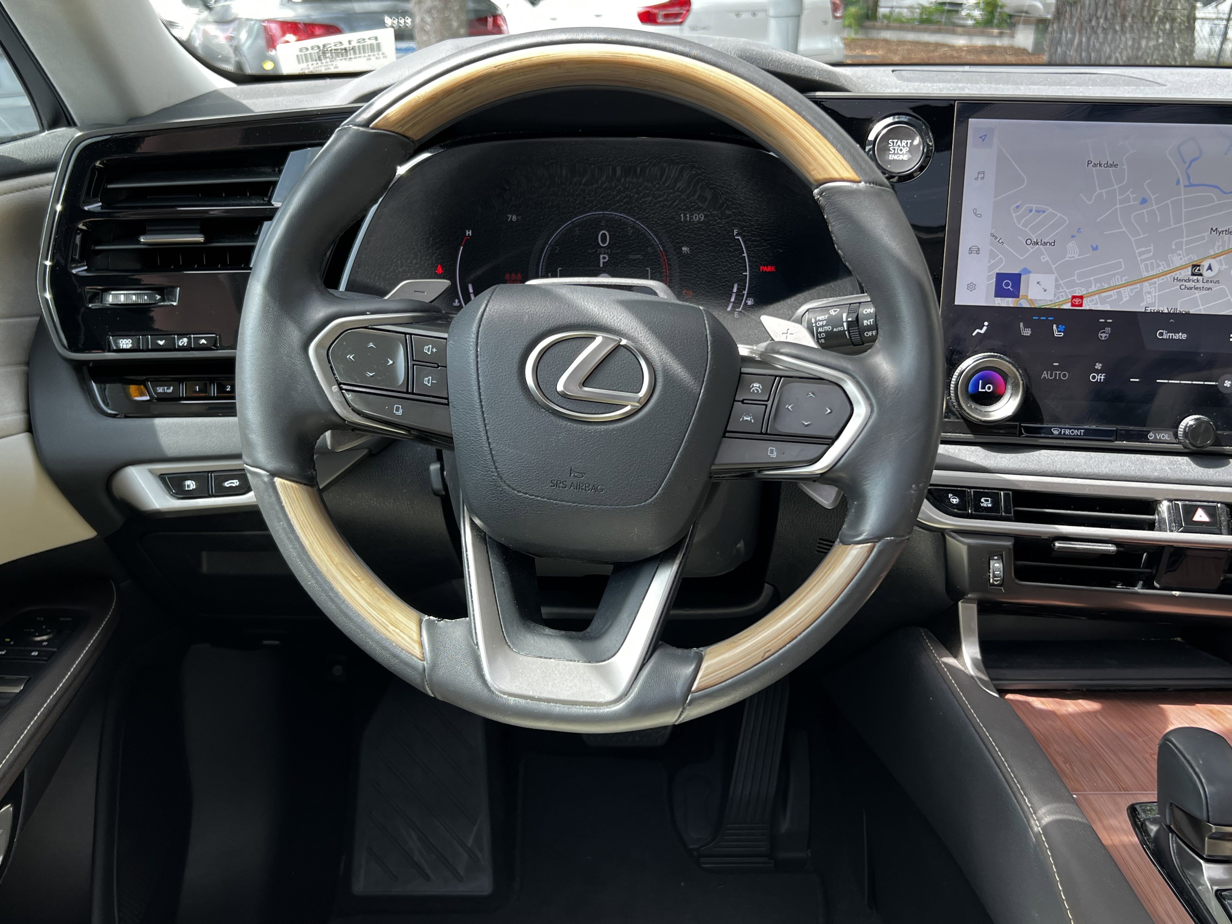 Used 2024 Lexus RX 350 FWD w/ Convenience Package image 33