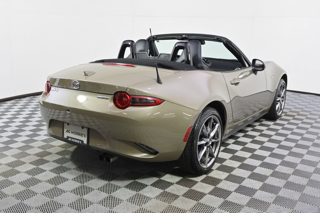 Used 2023 MAZDA MX-5 Miata Grand Touring RWD image 13