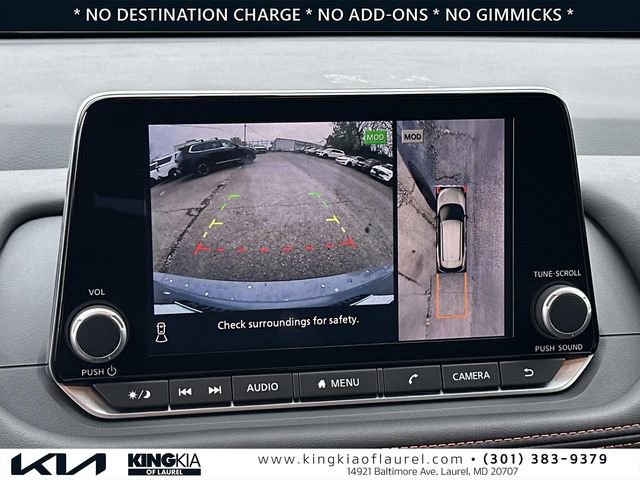 Used 2025 Nissan Rogue SV AWD/4WD image 13