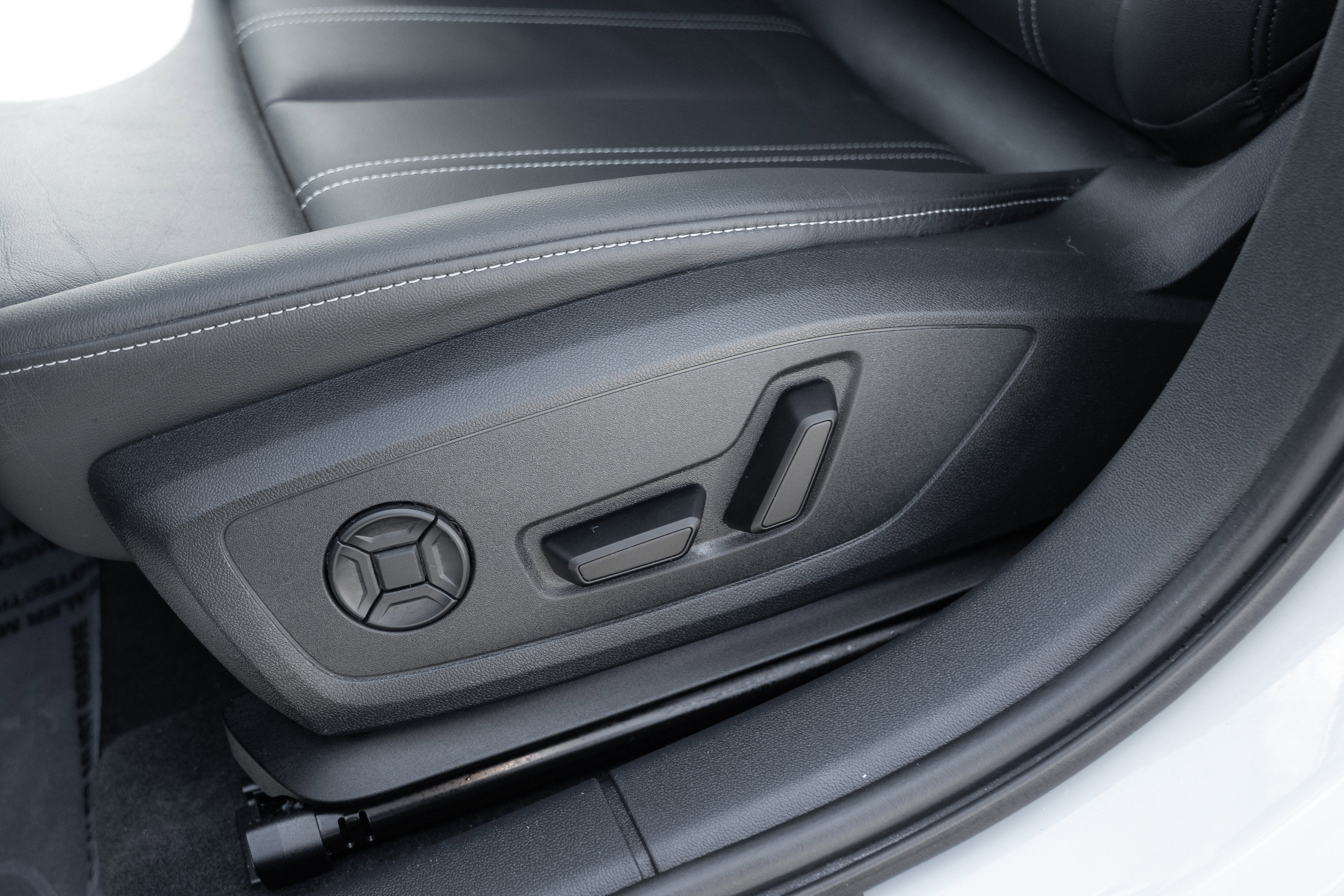 Certified 2025 Audi A3 2.0T Premium w/ Black Optic Package image 20