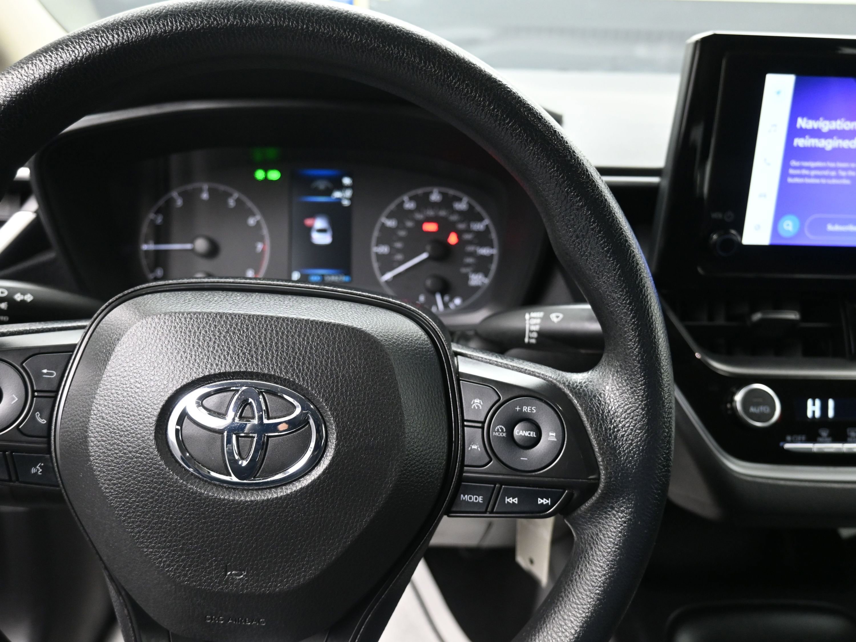 Used 2023 Toyota Corolla LE image 16