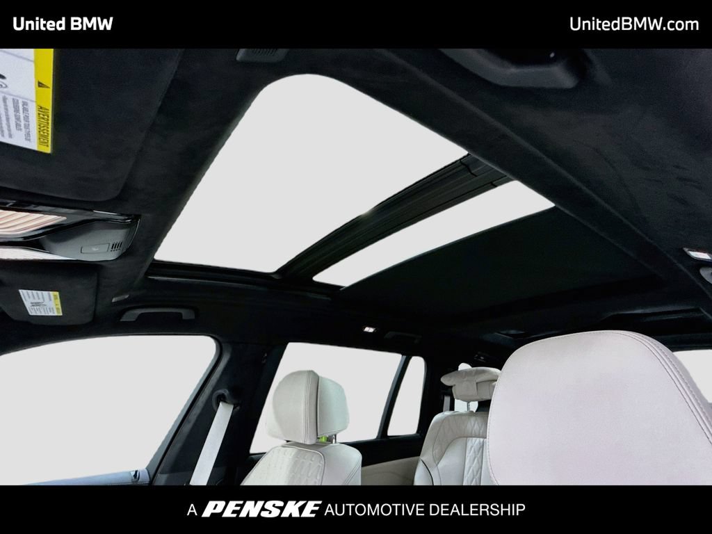 Certified 2026 BMW X7 M60i AWD/4WD image 19