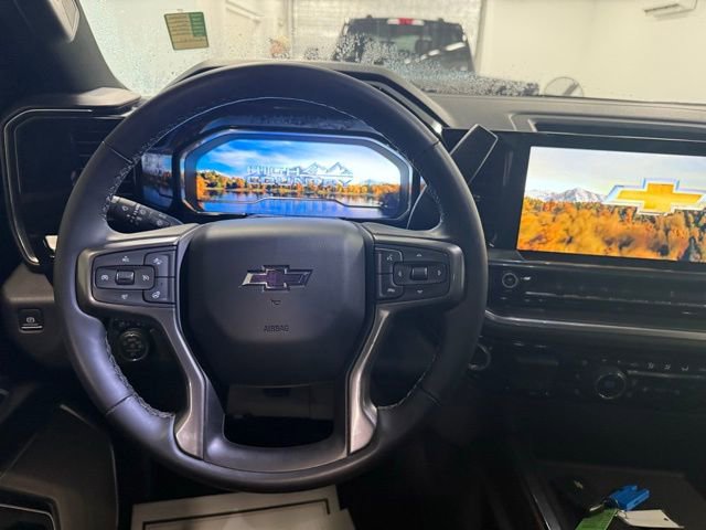 Used 2024 Chevrolet Silverado 2500 High Country w/ High Country Premium Package image 17