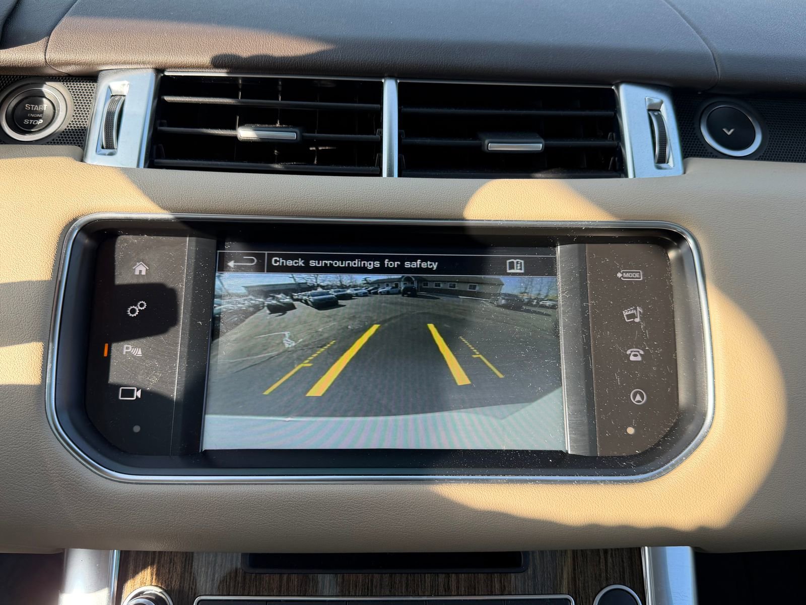 Used 2016 Land Rover Range Rover Sport HSE image 24