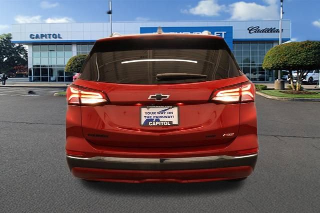 Used 2022 Chevrolet Equinox RS w/ RS Leather Package image 3