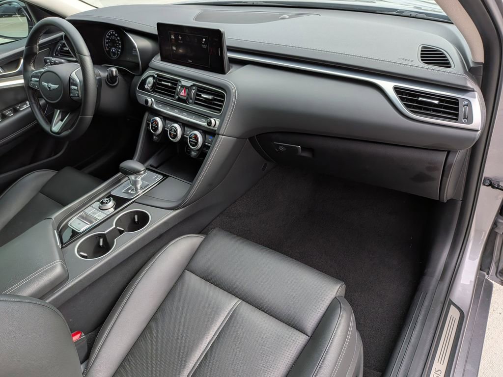 Used 2023 Genesis G70 2.0T RWD image 27