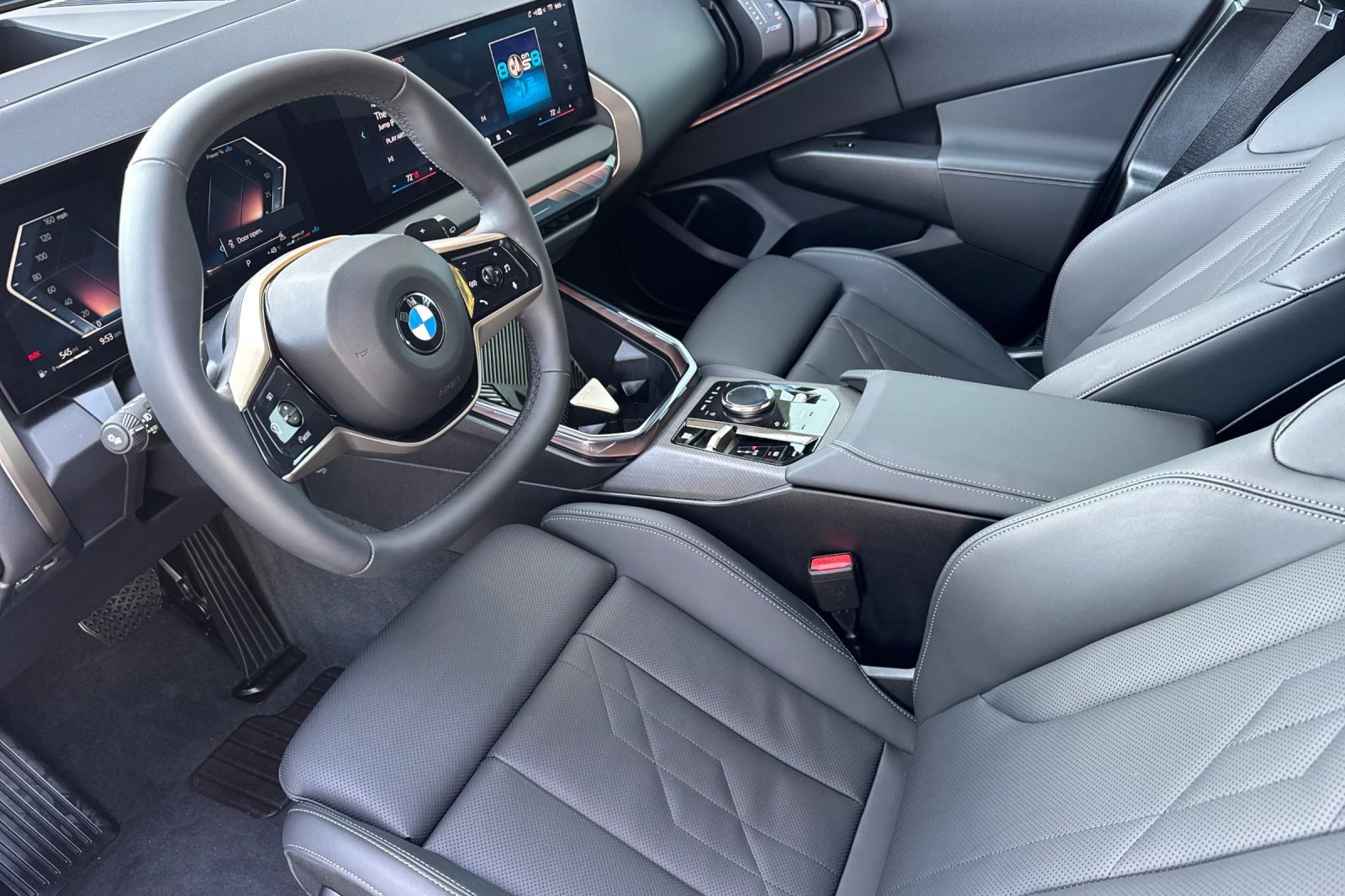 Used 2025 BMW X3 xDrive30i w/ Premium Package image 11