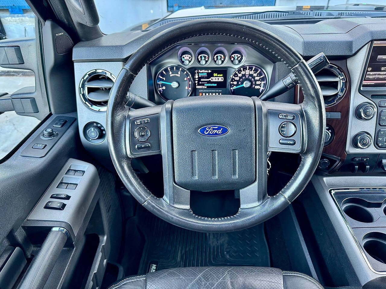 Used 2016 Ford F250 Lariat w/ Lariat Ultimate Package AWD/4WD image 11