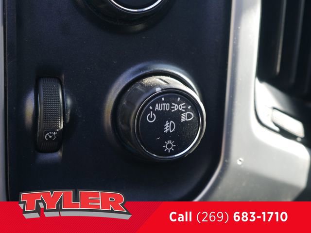 Used 2018 GMC Sierra 1500 SLE w/ SLE Value Package AWD/4WD image 27