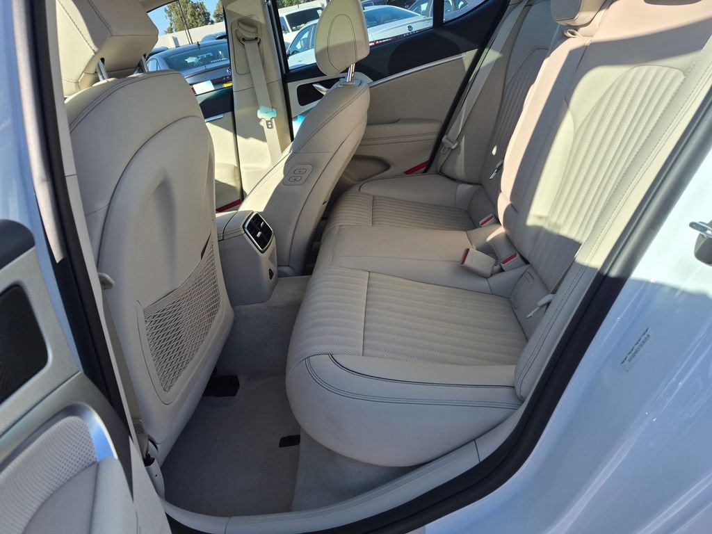 Used 2026 Genesis G70 2.5T Prestige image 24