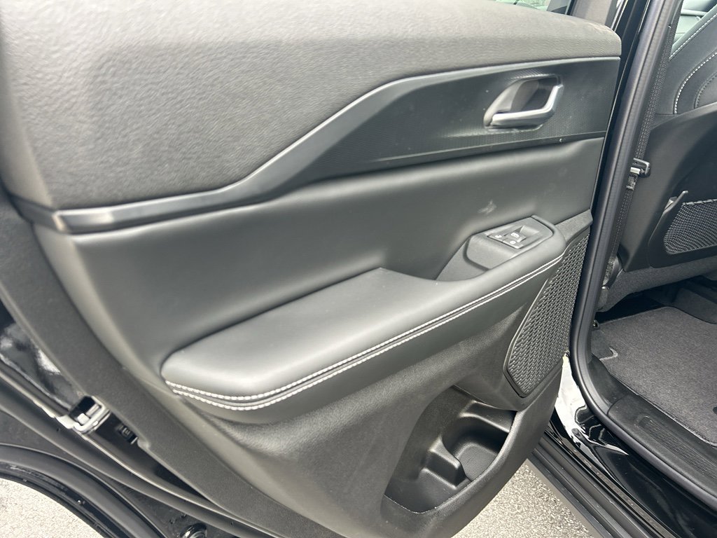 New 2025 Jeep Grand Cherokee Laredo RWD image 23