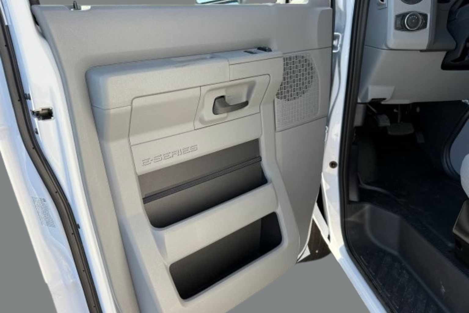 New 2026 Ford E-350 and Econoline 350 Super Duty w/ Power Equipment Group image 14