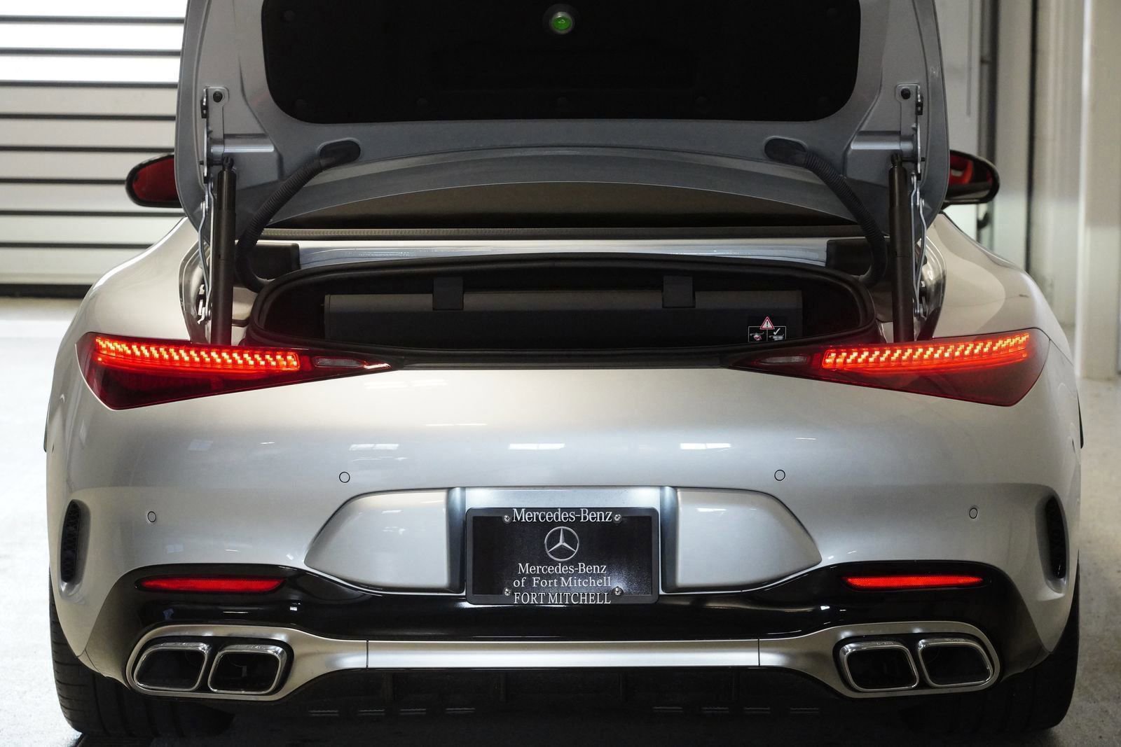 Used 2025 Mercedes-Benz SL 63 AMG 4MATIC image 33