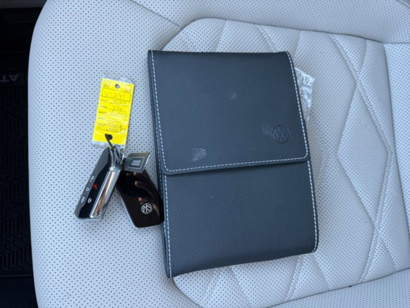 Used 2024 Volkswagen Atlas SE image 21