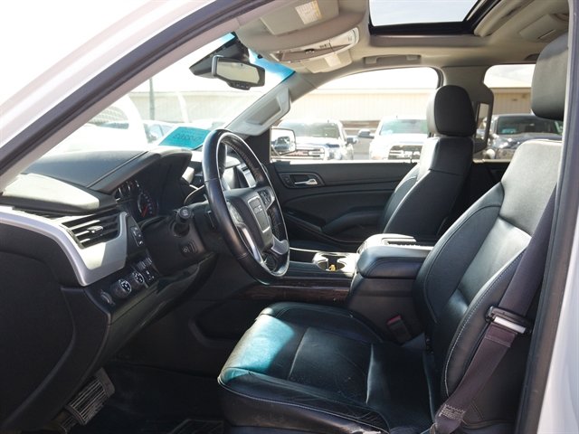 Used 2016 GMC Yukon XL SLT w/ Open Road Package AWD/4WD image 16