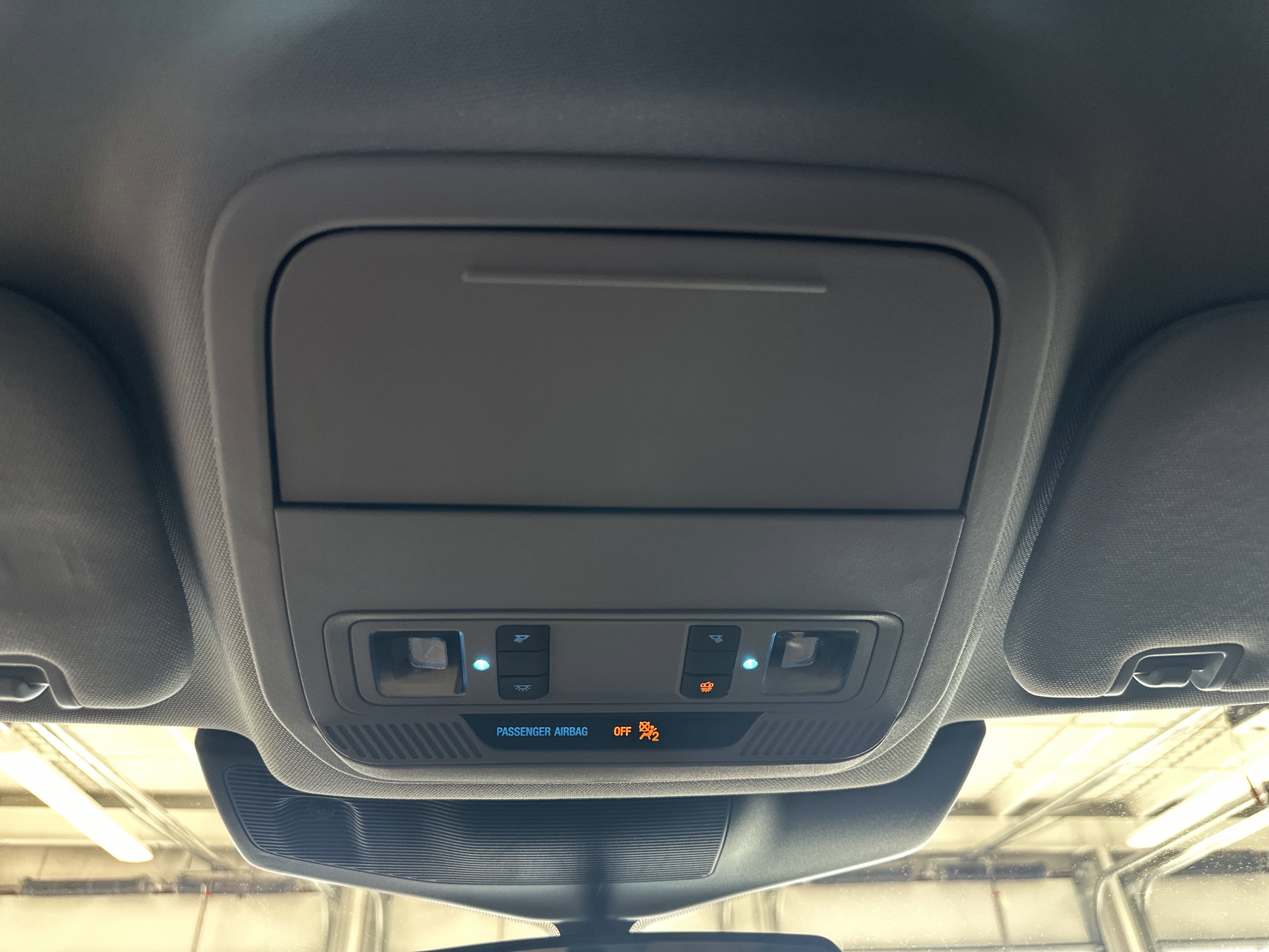 Used 2020 Ford Explorer XLT image 40