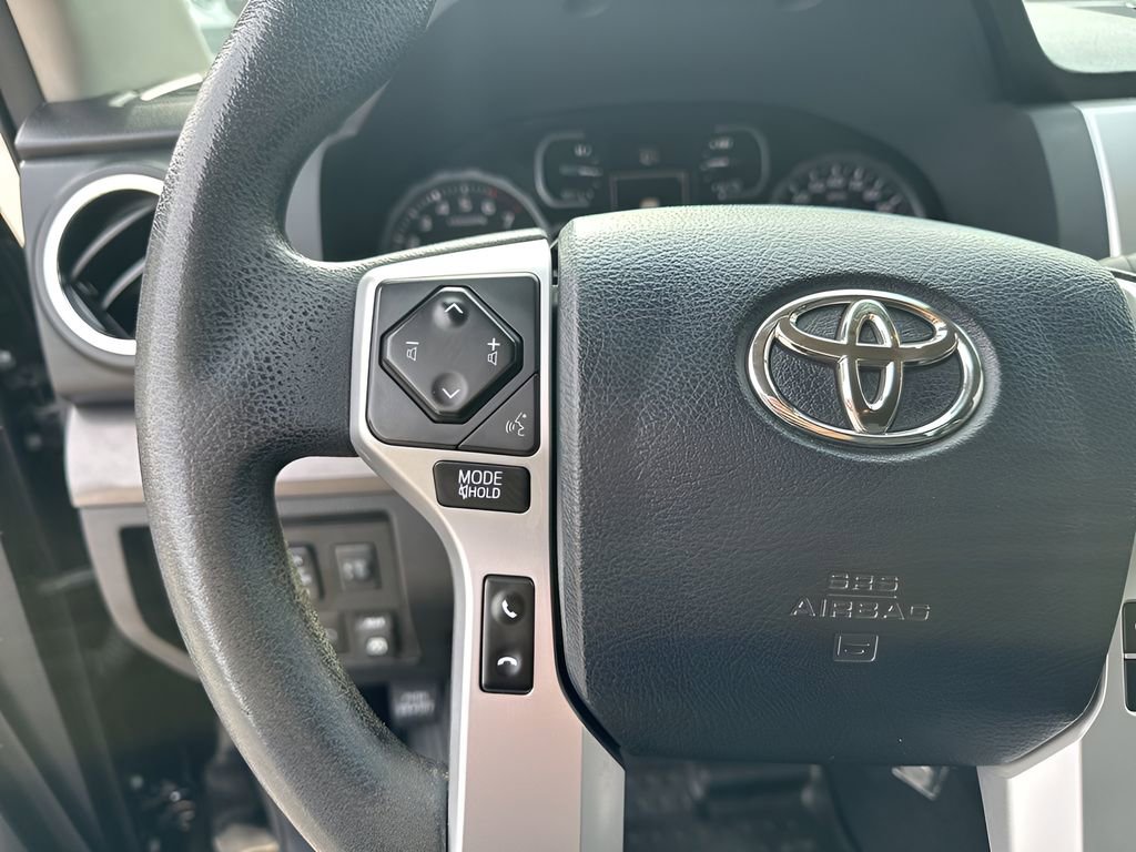 Used 2018 Toyota Tundra SR5 w/ SR5 Upgrade Package image 28