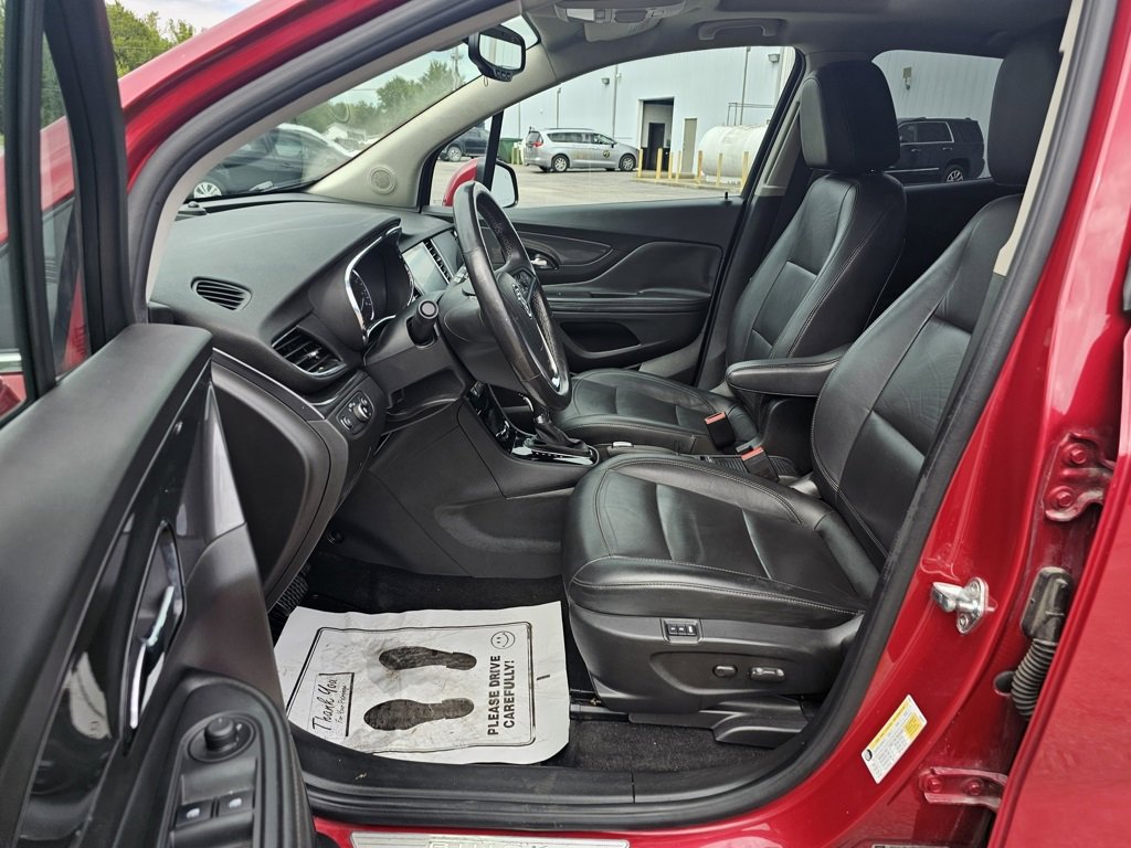 Used 2018 Buick Encore Essence w/ Experience Buick Package image 19