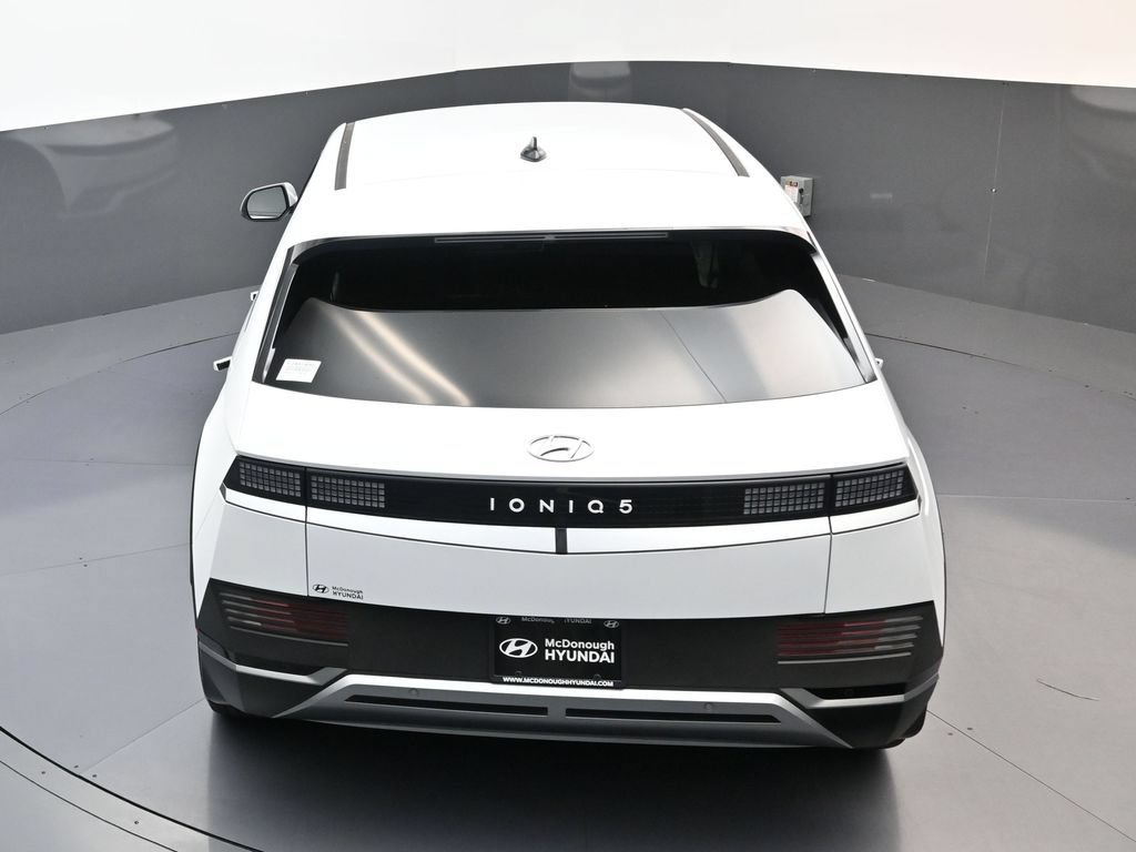 Certified 2024 Hyundai Ioniq 5 SEL RWD image 18