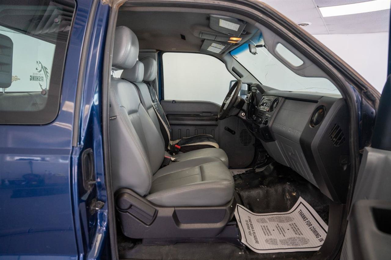 Used 2011 Ford F250 XL w/ Skid Plate Pkg AWD/4WD image 13