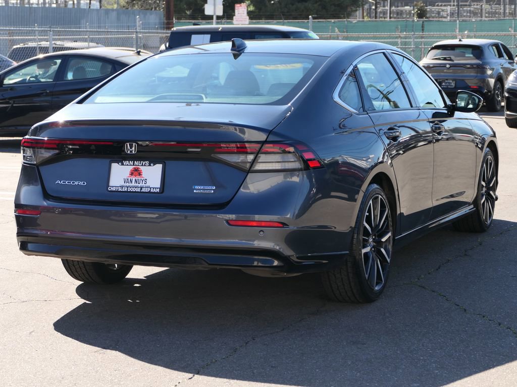 Used 2024 Honda Accord Touring image 4
