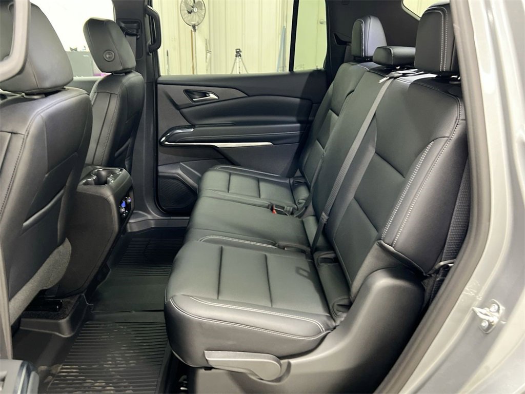 New 2026 Chevrolet Traverse LT w/ Driver Confidence Package image 23