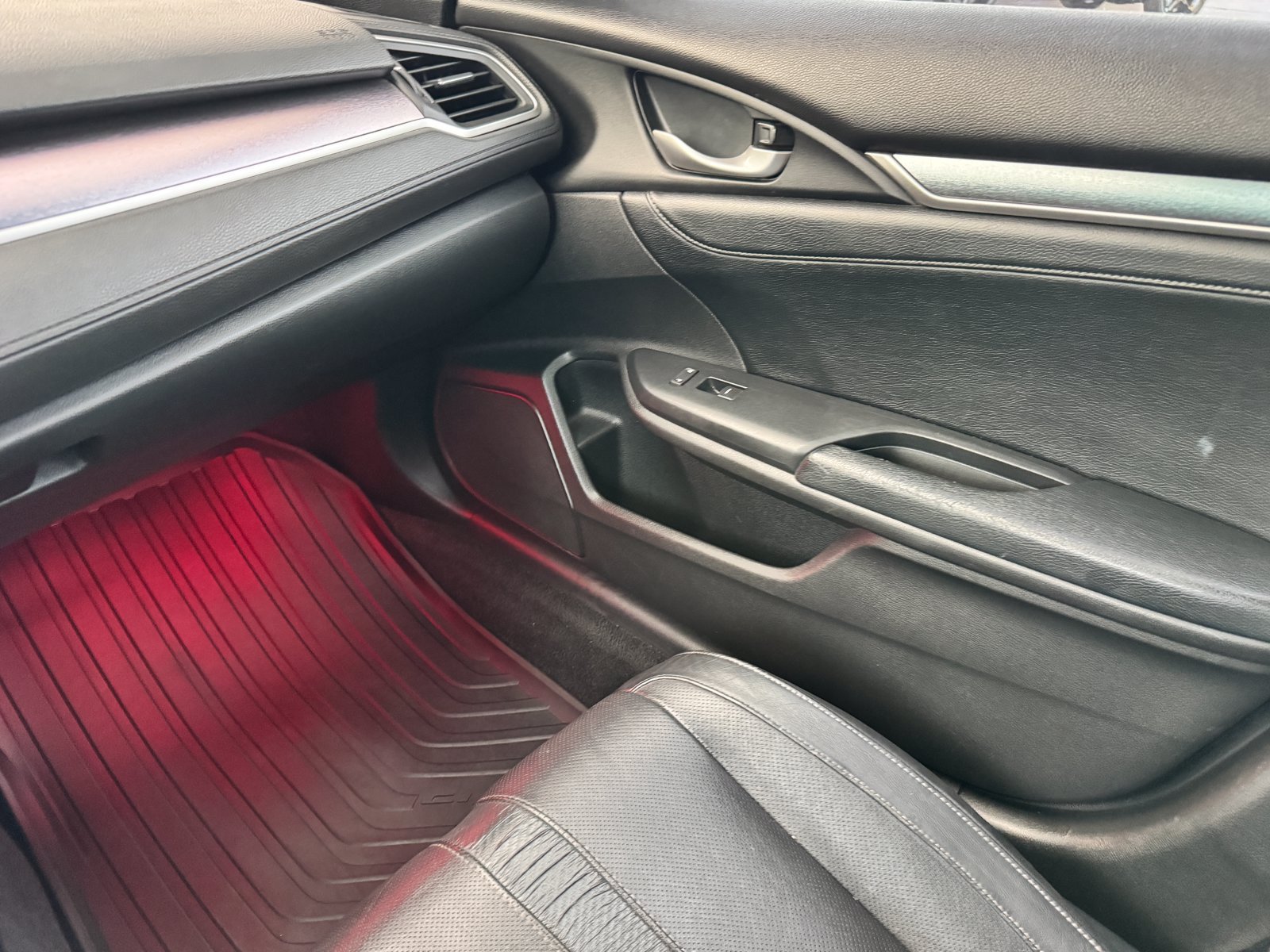 Used 2017 Honda Civic EX-L image 21