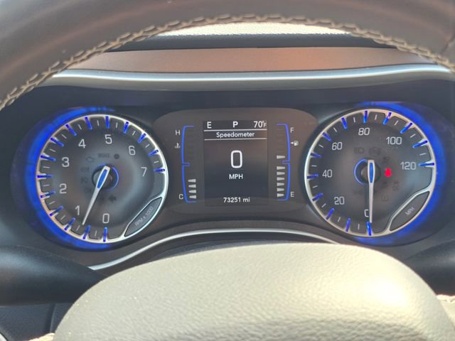 Used 2023 Chrysler Voyager LX FWD image 33