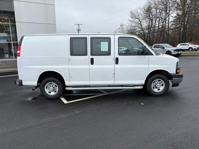 Used 2024 Chevrolet Express 2500 w/ Driver Convenience Package image 2