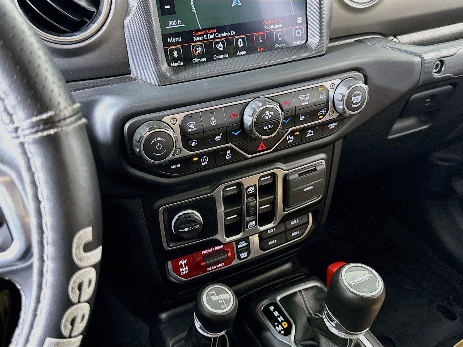 Used 2022 Jeep Gladiator Rubicon w/ Dual Top Group AWD/4WD image 20