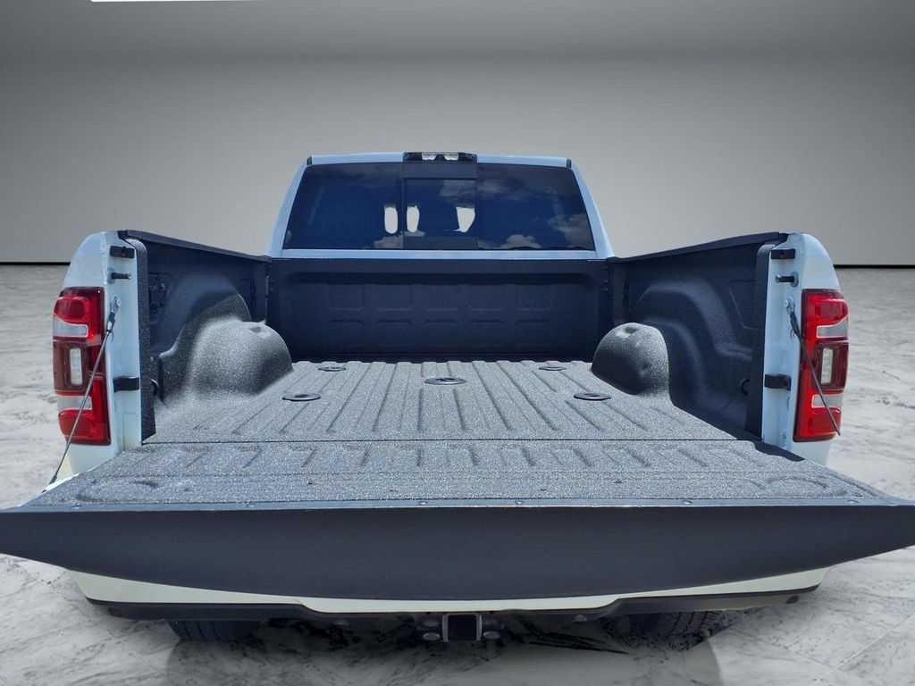 Used 2024 RAM 2500 Limited w/ Towing Technology Group AWD/4WD image 14