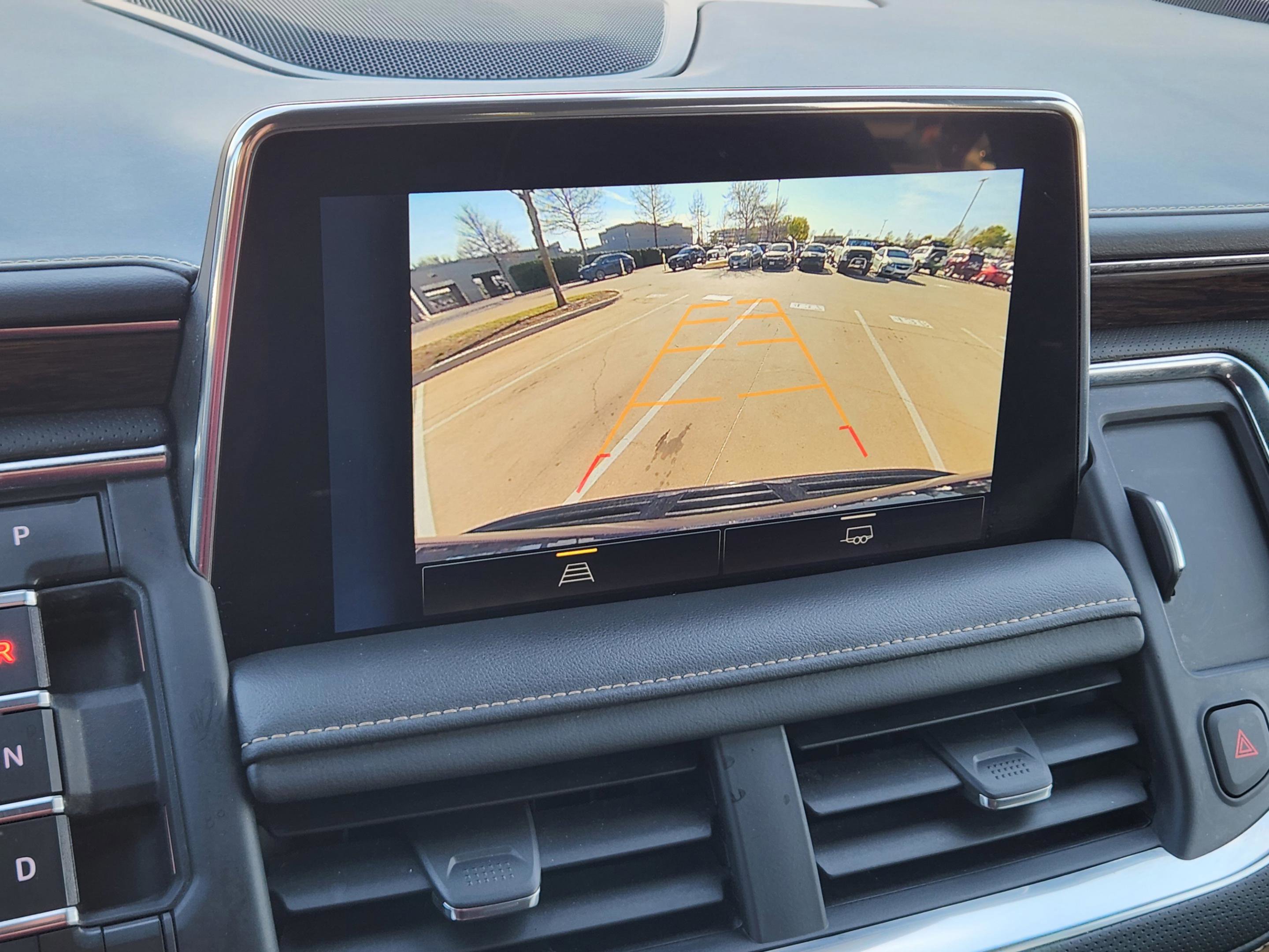 Used 2023 Chevrolet Tahoe Premier AWD/4WD image 18