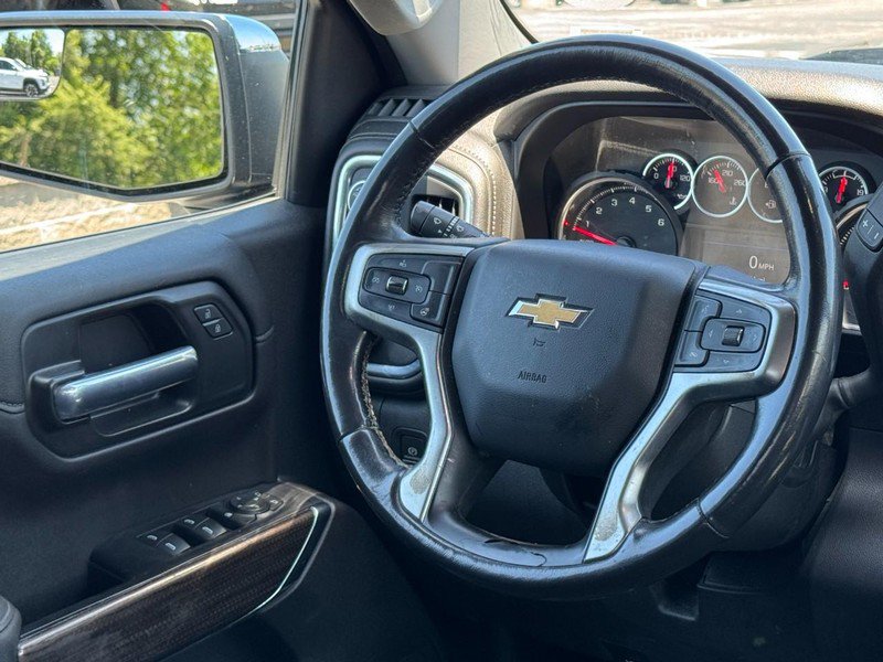 Used 2021 Chevrolet Silverado 1500 LT AWD/4WD image 12