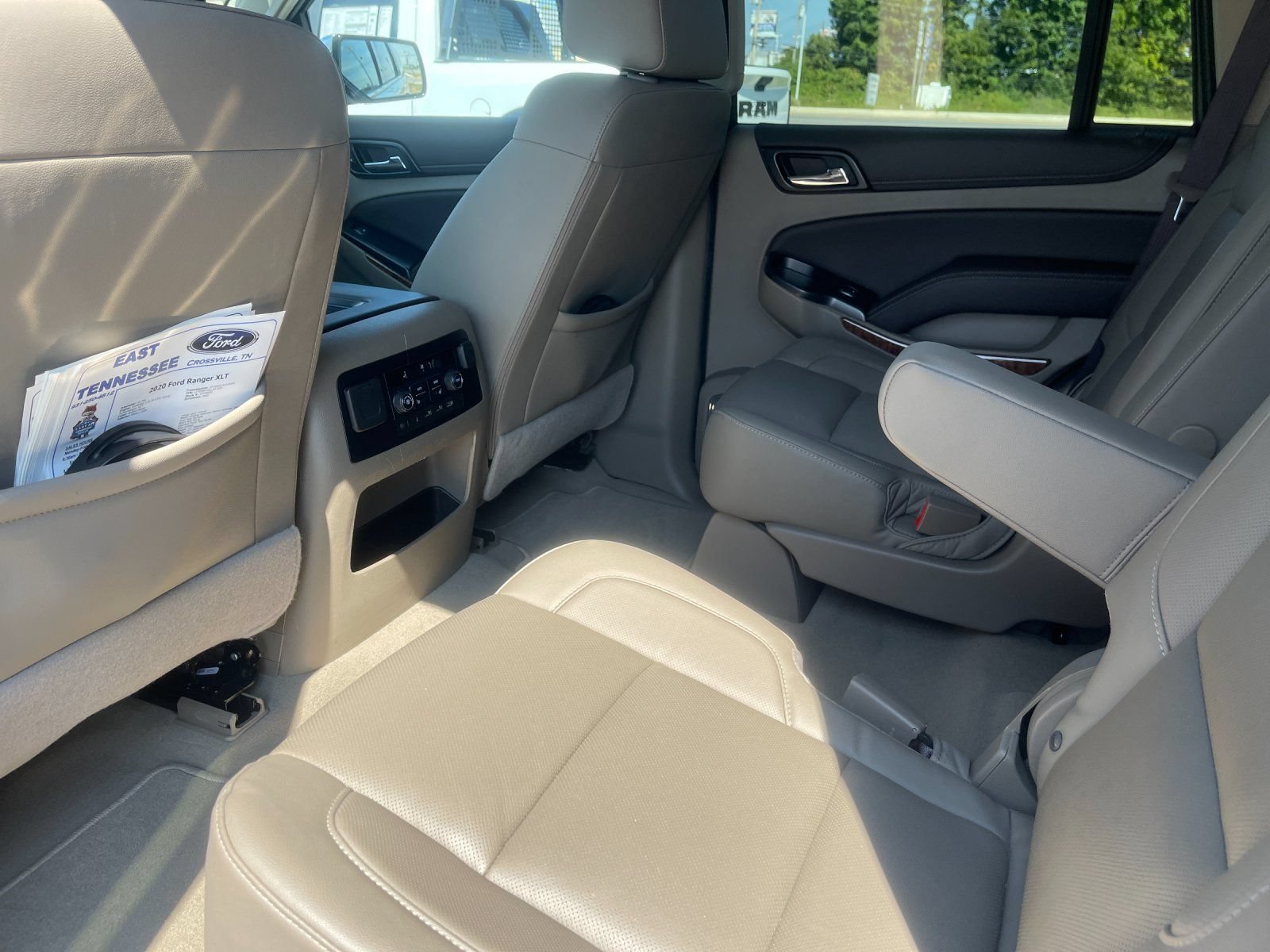 Used 2020 Chevrolet Tahoe Premier w/ 6.2L Performance Package AWD/4WD image 14