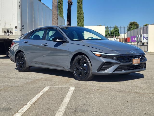 New 2026 Hyundai Elantra Sport FWD image 31