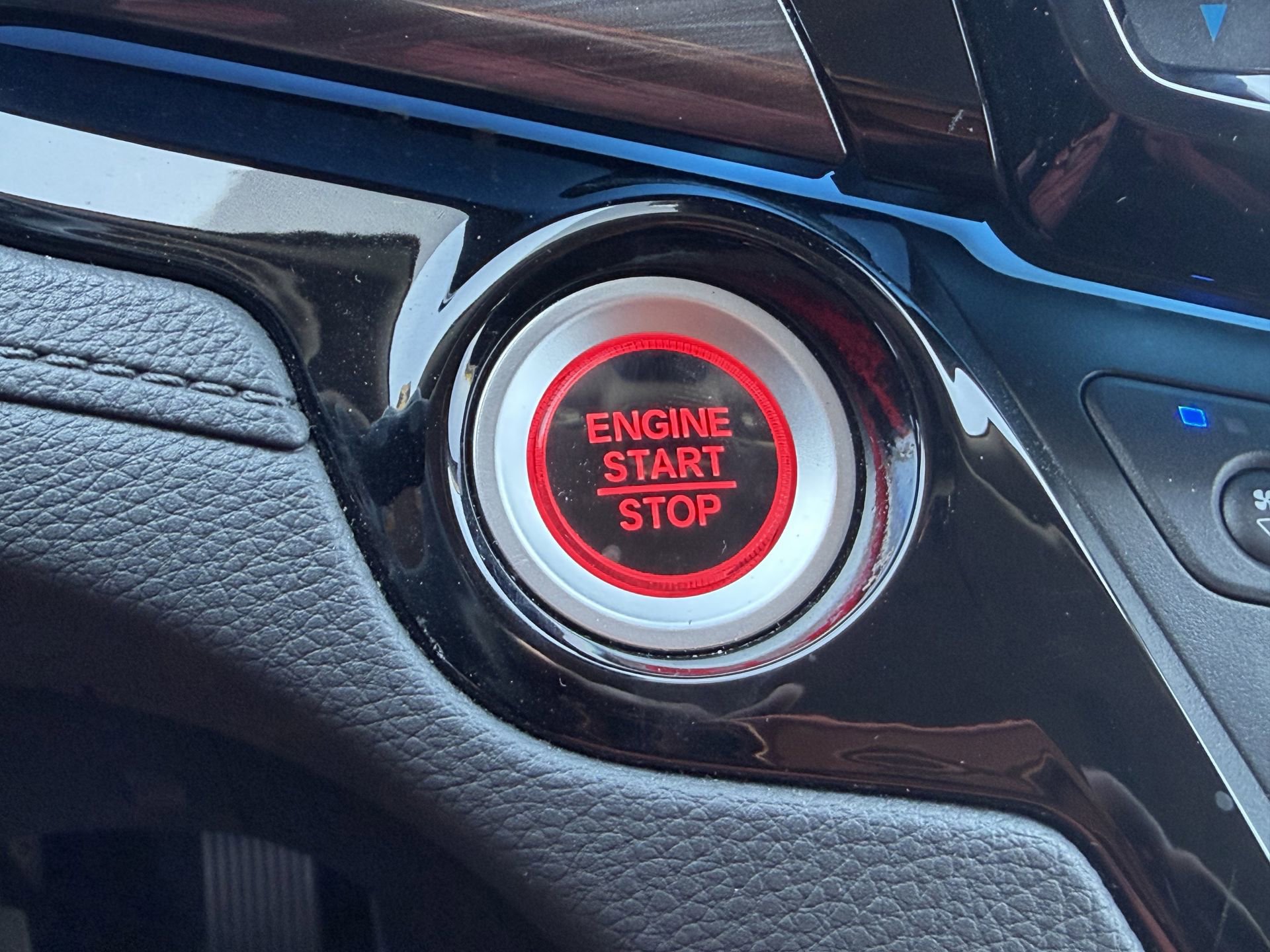 Used 2022 Honda Odyssey Elite image 22