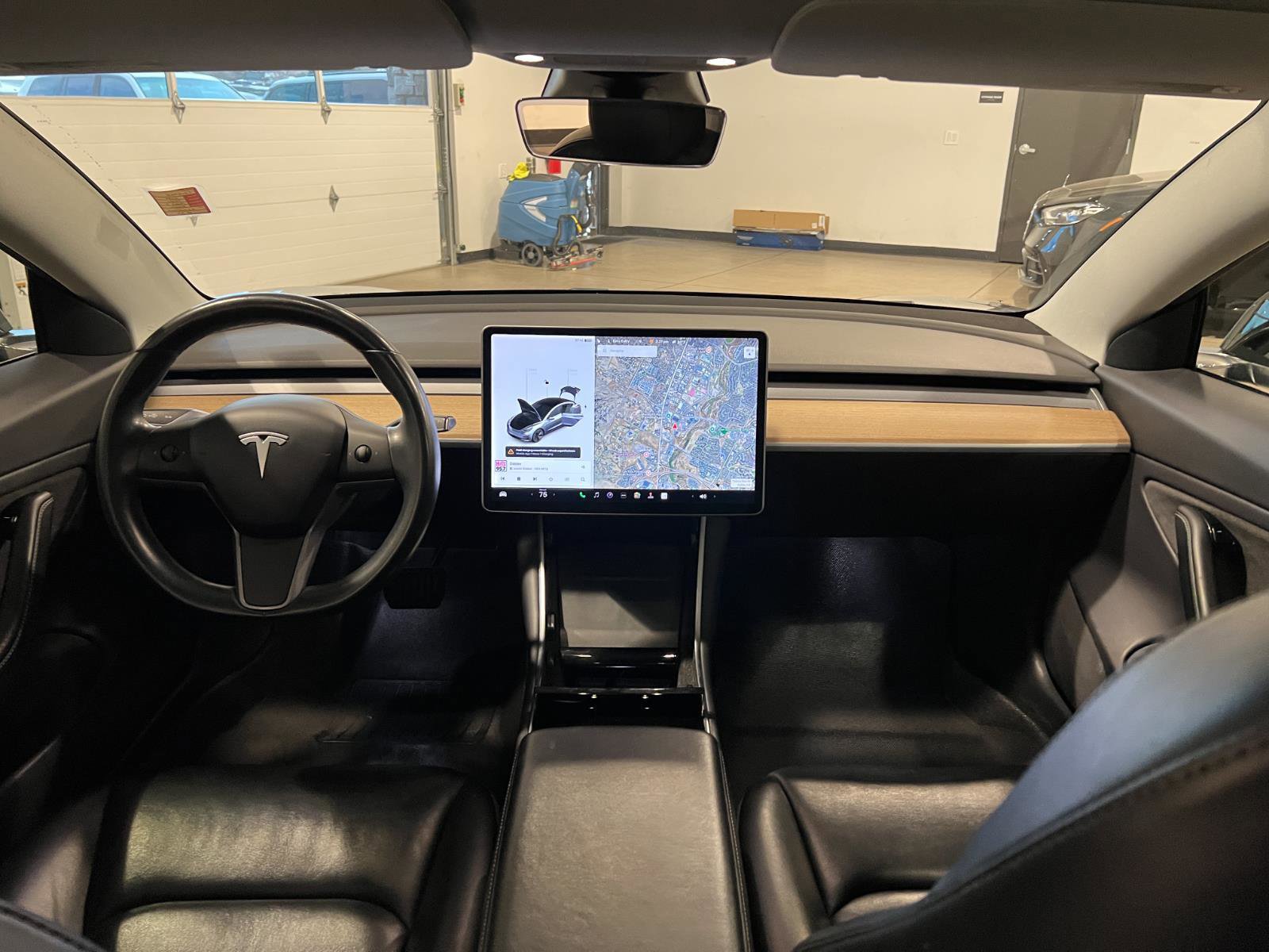 Used 2019 Tesla Model 3 Long Range image 27