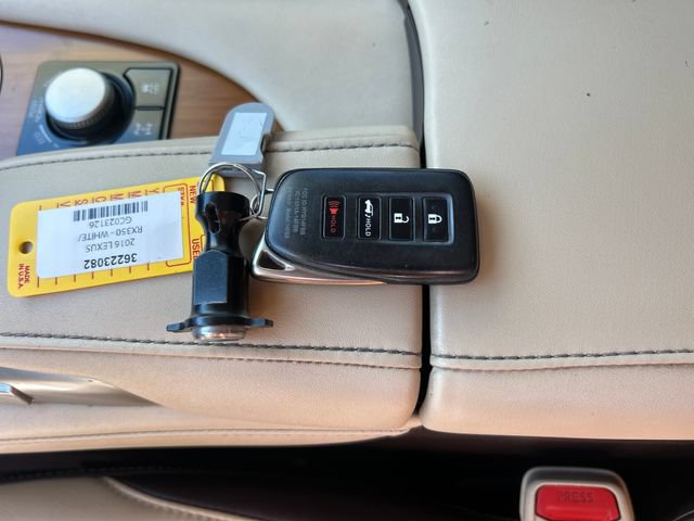 Used 2016 Lexus RX 350 AWD w/ Premium Package image 27