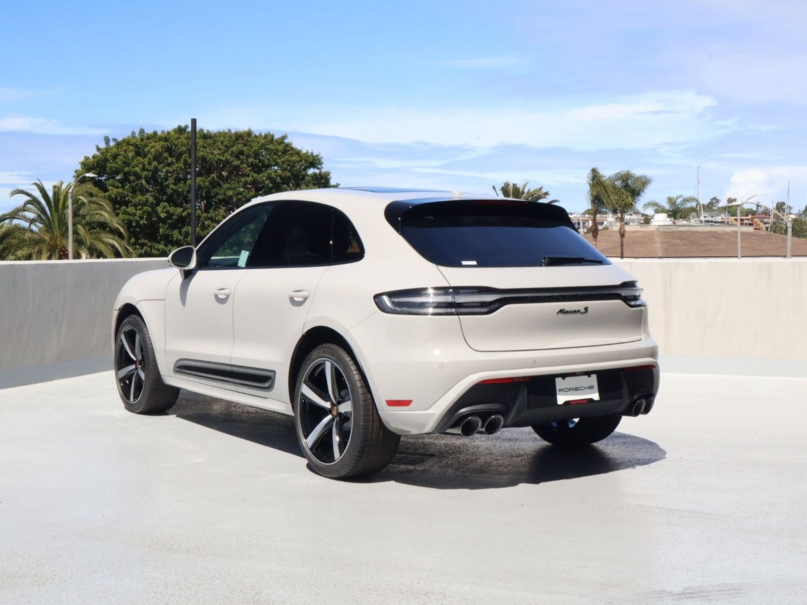 New 2026 Porsche Macan S AWD/4WD video 3