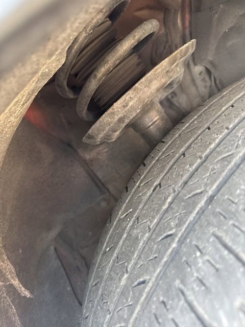 Used 2020 Toyota RAV4 XLE Premium FWD image 14