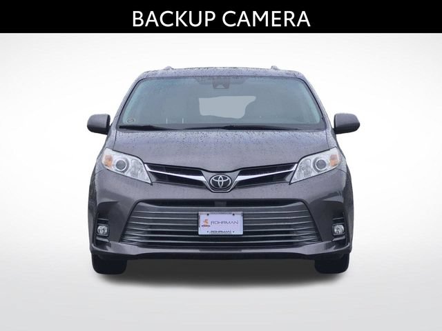 Certified 2018 Toyota Sienna XLE w/ XLE Navigation Package FWD image 2