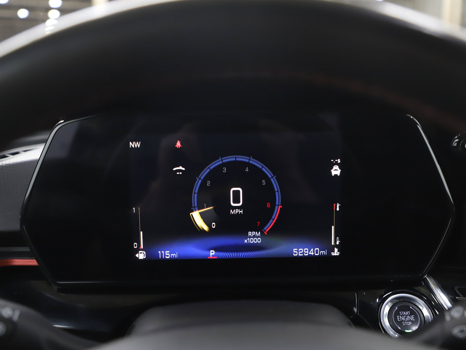 Used 2024 Chevrolet Trax RS FWD image 26