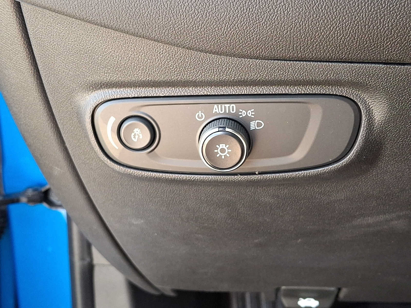 Used 2024 Chevrolet Equinox RS w/ LPO, Floor Liner Package AWD/4WD image 24