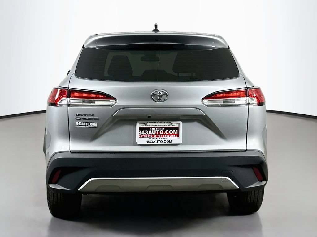 Used 2022 Toyota Corolla Cross L FWD image 6