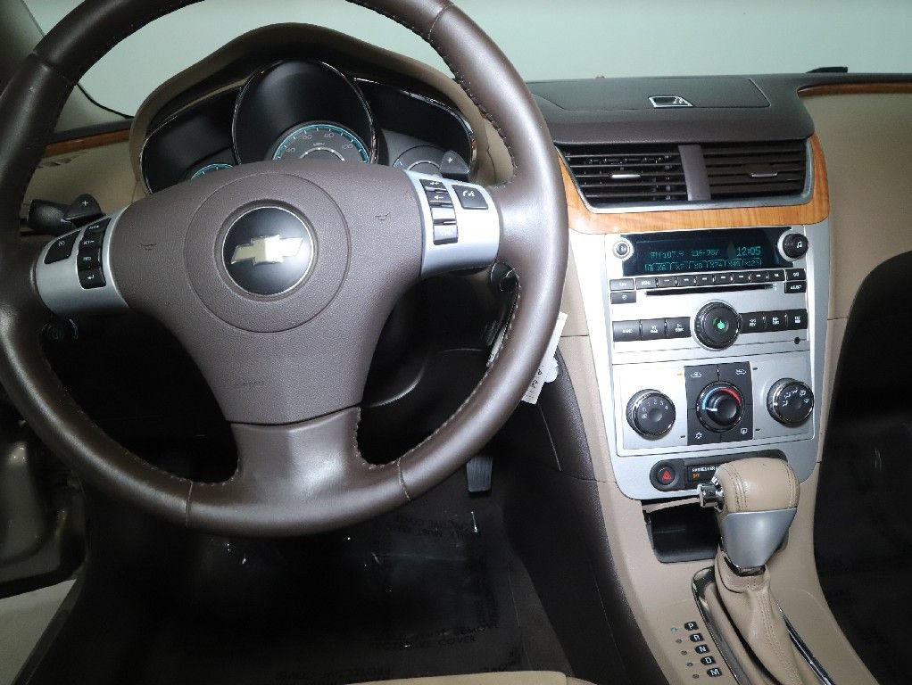Used 2009 Chevrolet Malibu LT w/ HFV6 Engine Package FWD image 26