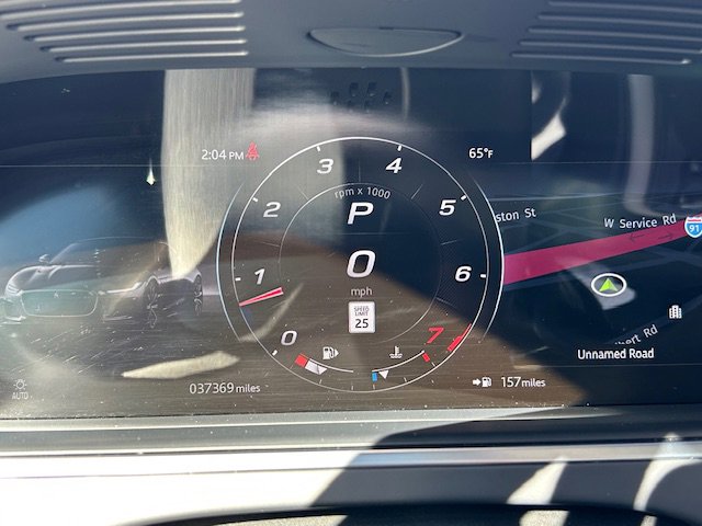 Certified 2021 Jaguar F-TYPE R-Dynamic image 20