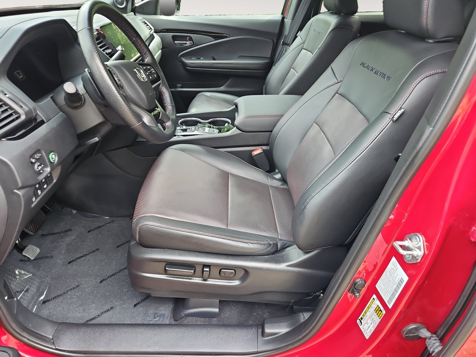 Used 2024 Honda Ridgeline Black Edition image 9