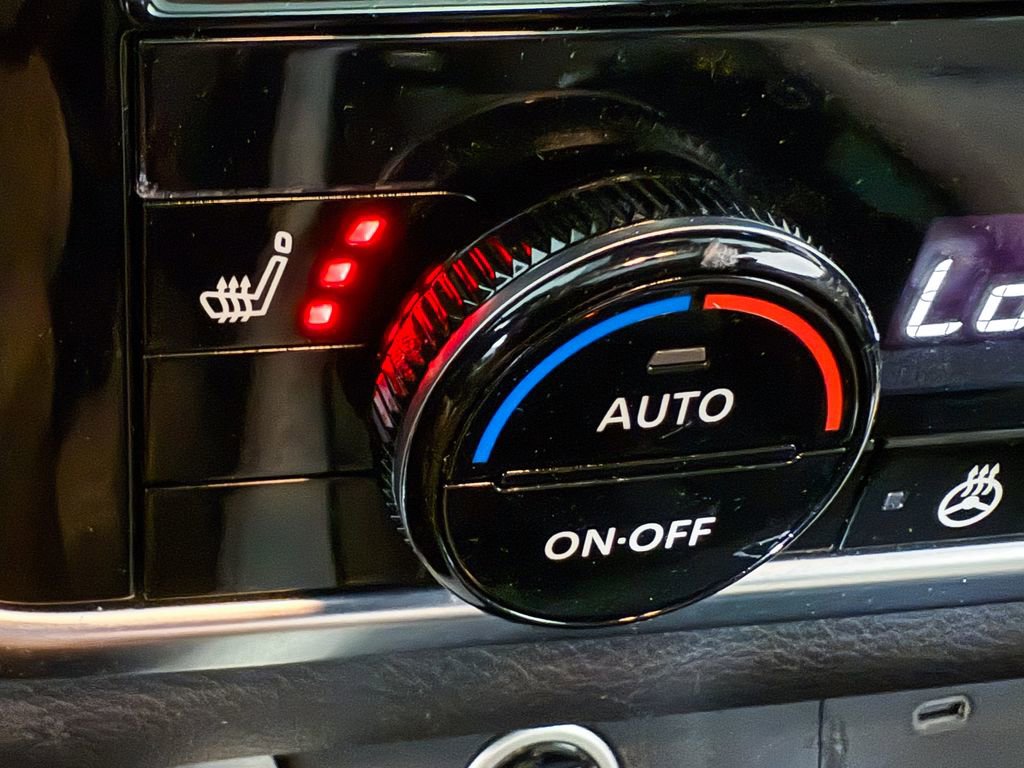 Certified 2023 Nissan Rogue SL w/ SL Premium Package image 20