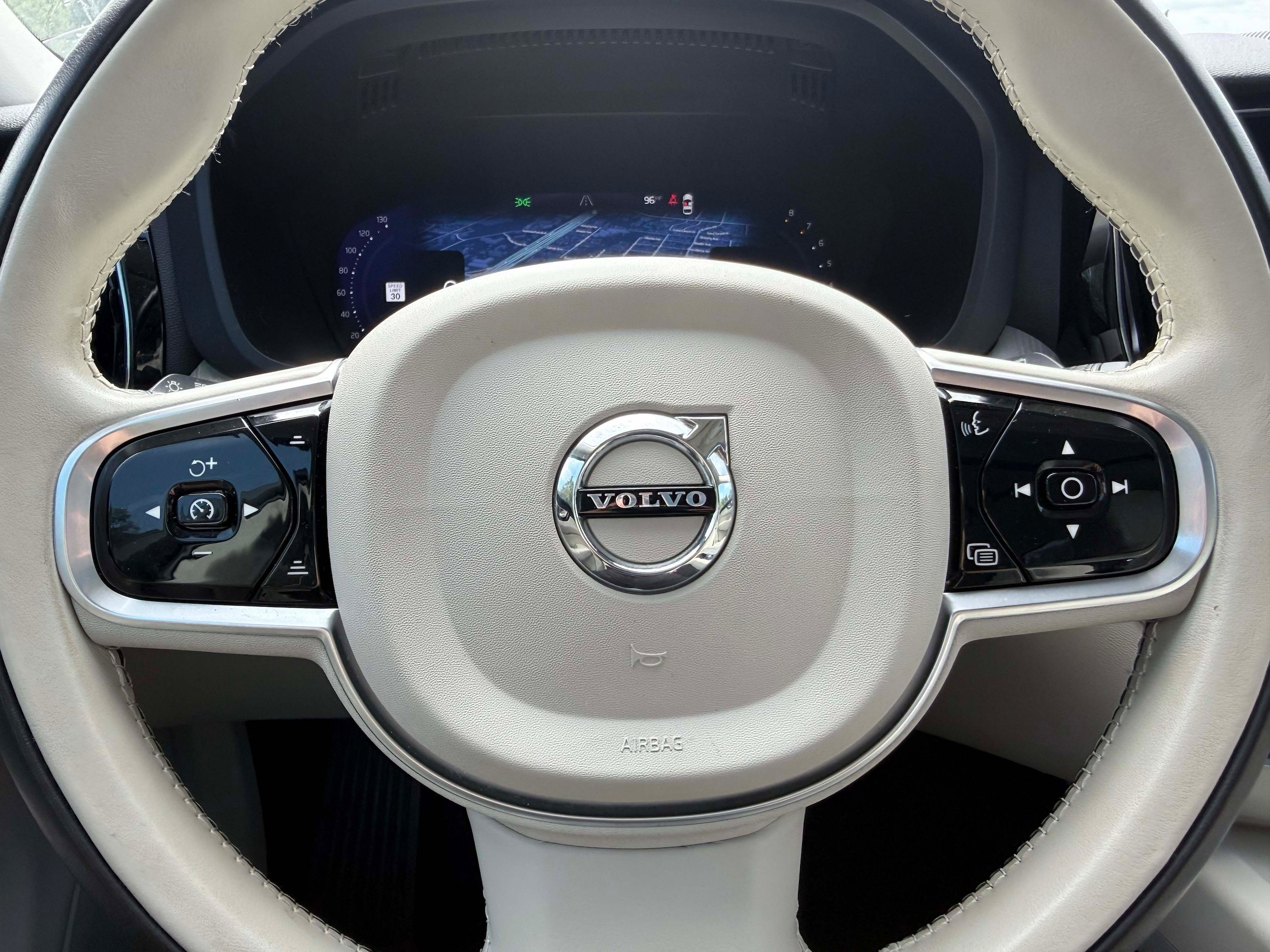 Certified 2023 Volvo XC60 B5 Plus w/ Climate Package AWD/4WD image 13